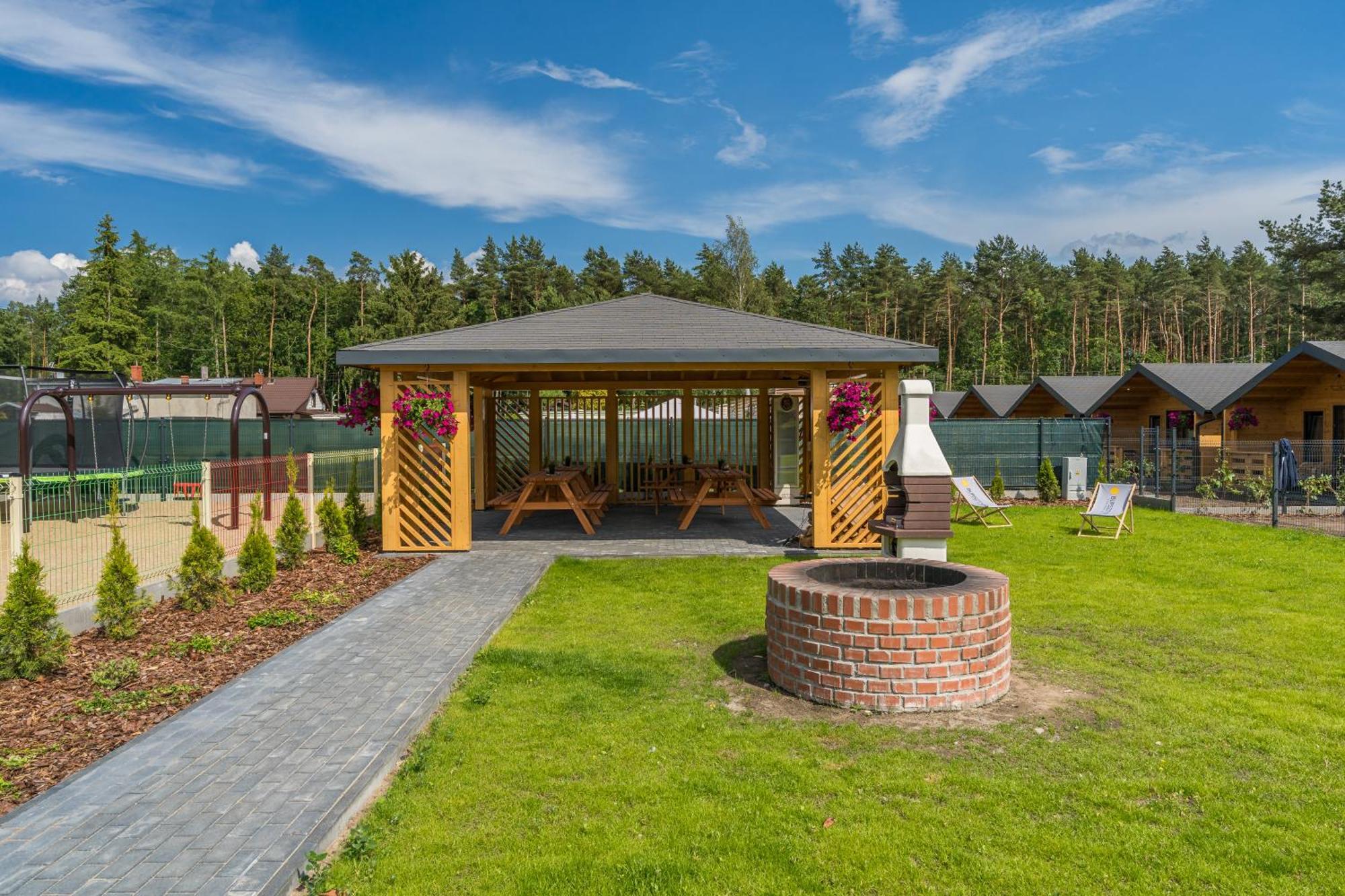 Bursztynowo Mikoszewo Villa Luaran gambar